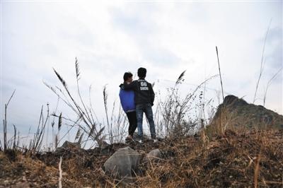 大山里早婚少年人生路：從留守兒童到打工父母