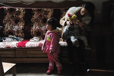 大山里早婚少年人生路：從留守兒童到打工父母