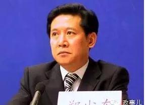 鄭少東.jpg