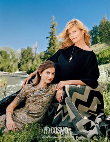 Langley Fox和母親Mariel Hemingway