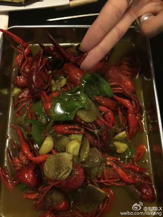 劉翔微博曬美食