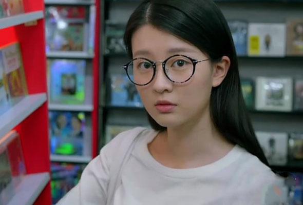 小蚯蚓關(guān)關(guān)戰(zhàn)職場 加班熬夜狗肌膚怎么救