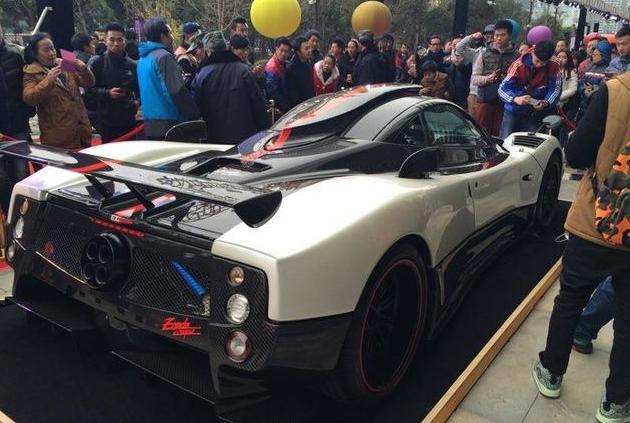 云南土豪擁上億豪車 霸氣側(cè)漏直逼大洋彼岸