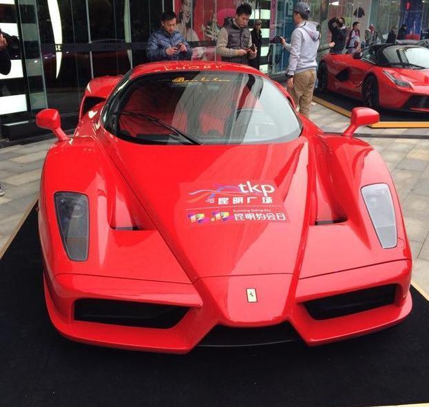 云南土豪擁上億豪車 霸氣側(cè)漏直逼大洋彼岸