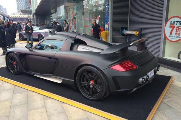 云南土豪擁上億豪車 霸氣側(cè)漏直逼大洋彼岸