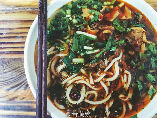 云南大理 扯不斷情緣的巍山一根面