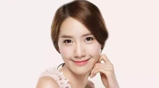 我畫我先美 走光唇這趟時(shí)髦你趕上了么？