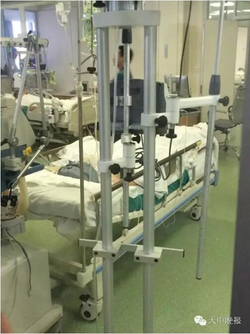 駐馬店一小學(xué)女孩摔傷昏迷 單親母親悲痛求助