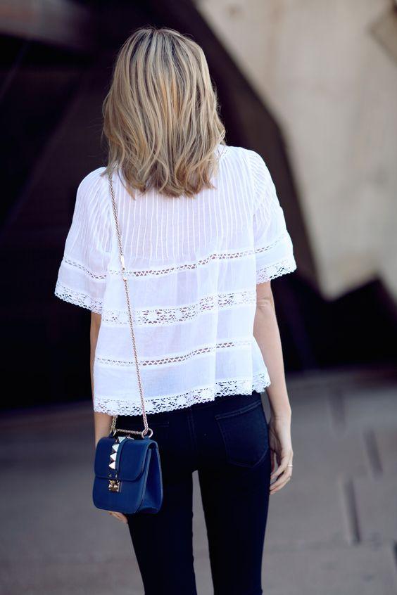 今天穿什么：迄今為止還沒(méi)見(jiàn)過(guò)誰(shuí)穿蕾絲裙好看呢