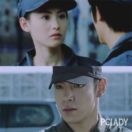 頭戴同款情侶帽