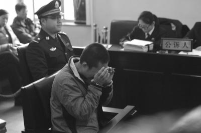男子懷疑被“戴綠帽”砸死前妻 自殺未遂后承認殺人
