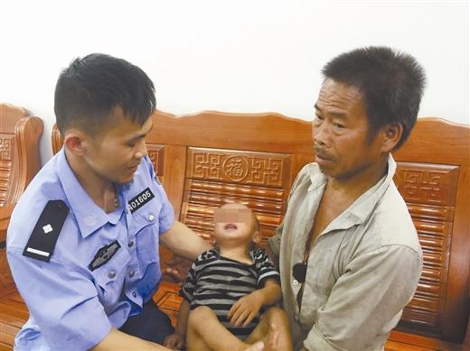 人販子施“調(diào)虎離山”計(jì) 從奶奶手中抱走男嬰