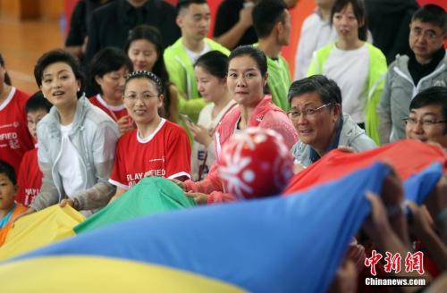 奧林匹克日:國人眼中奧運精神 挑戰(zhàn)自我最重要
