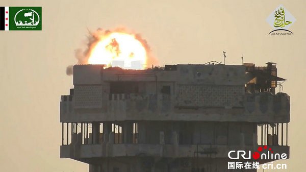 敘反對派發(fā)射導(dǎo)彈襲擊政府軍