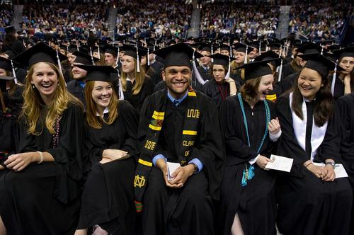 中國留學生扎堆選商科為了啥？回報率是首因