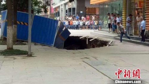 圖為事故現(xiàn)場。鐘欣攝