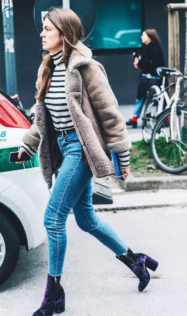 學(xué)會oversized外套+短靴的經(jīng)典套路，讓你美成一道街景