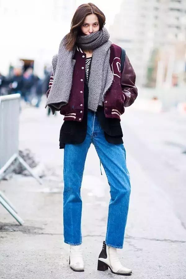 學(xué)會oversized外套+短靴的經(jīng)典套路，讓你美成一道街景