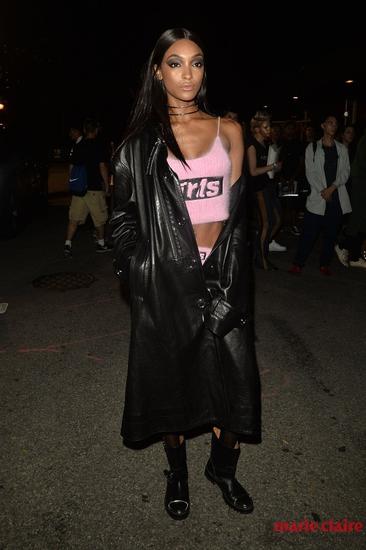 超模卓丹·鄧 (Jourdan Dunn)亮相Alexander Wang品牌秀