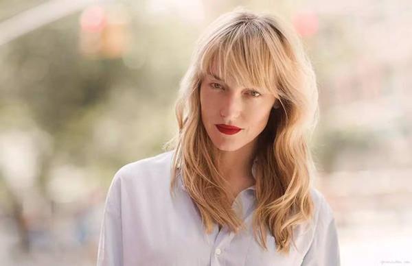 法式起床頭 介于慵懶與嫵媚之間的悠然自得