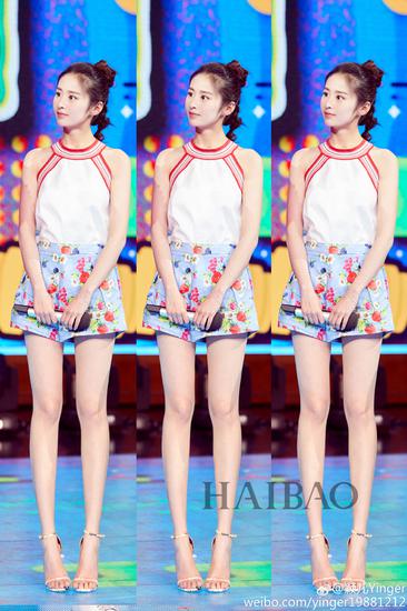 穎兒參加節(jié)目錄制