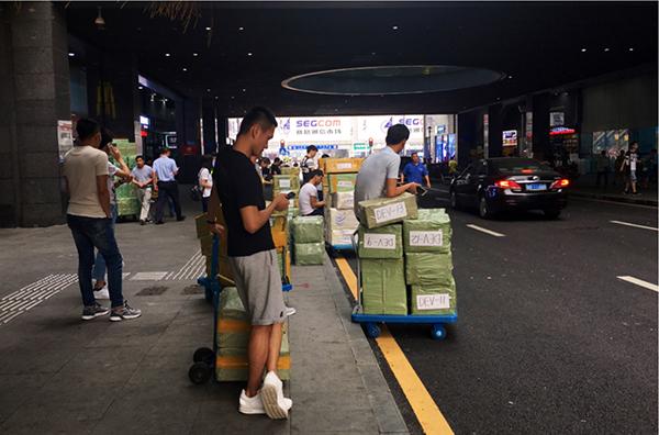 殺死華強(qiáng)北這座山寨王國(guó)的，是蘋(píng)果和阿里巴巴