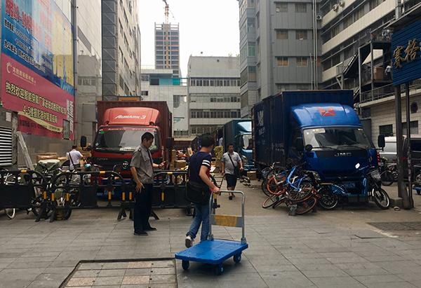 殺死華強(qiáng)北這座山寨王國(guó)的，是蘋(píng)果和阿里巴巴