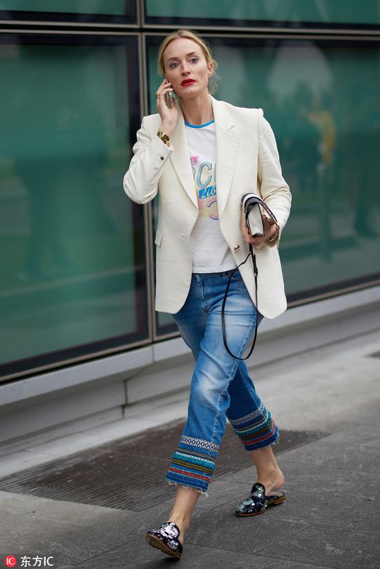 穆勒平底鞋最大的好處就是很舒服！完全解放雙腳時(shí)髦好看，真心讓人無法不愛它呢。