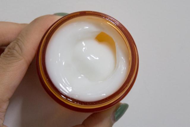 皮膚黯淡無光澤？肌膚也需要咖啡因來喚醒