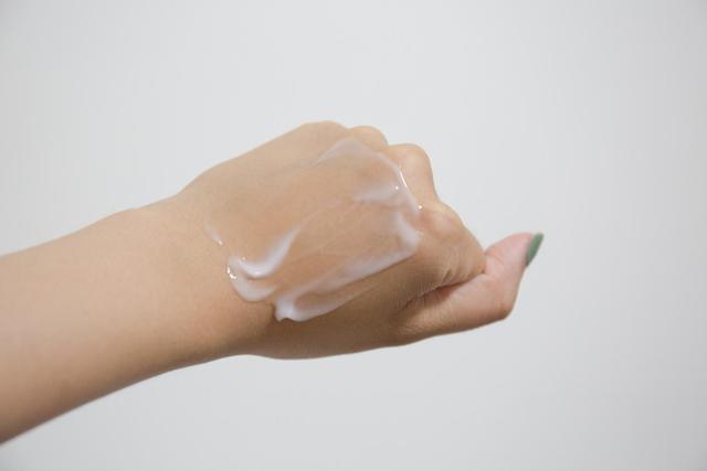 皮膚黯淡無光澤？肌膚也需要咖啡因來喚醒