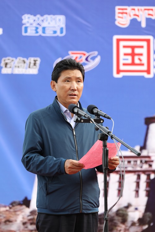 果果市長(zhǎng).jpg