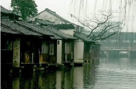 漫步雨巷正文圖二_副本.jpg