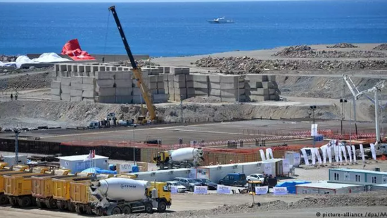 在建的阿庫尤核電站（德新社）