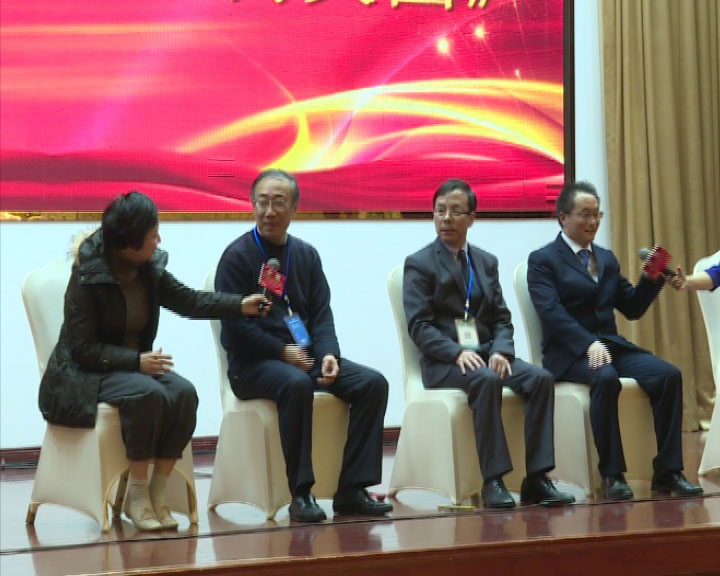 圓桌.jpg