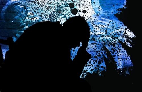 大學(xué)生抑郁癥 - 副本.jpg