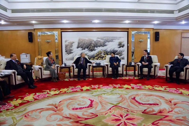 6 圖為彭巖會長出席活動.jpg