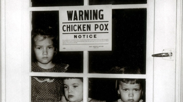 接種疫苗的人偶爾也會無意中引發(fā)流行性腮腺炎的爆發(fā)