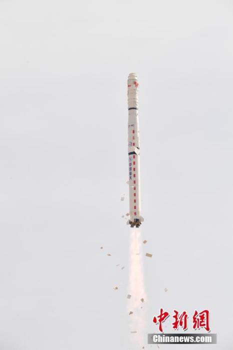 圖為發(fā)射現(xiàn)場(chǎng)。汪江波 攝