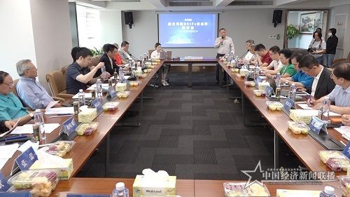 序列 01.00_01_10_18.Still001.jpg