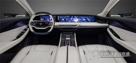 05. Lincoln Zephyr Reflection量產(chǎn)概念車-內(nèi)飾.jpg