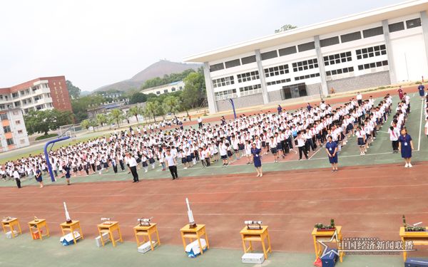 航天模型進(jìn)校園1.JPG