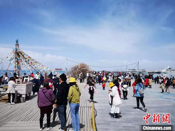 圖為青海湖景區(qū)。青海湖景區(qū)保護利用管理局供圖 攝