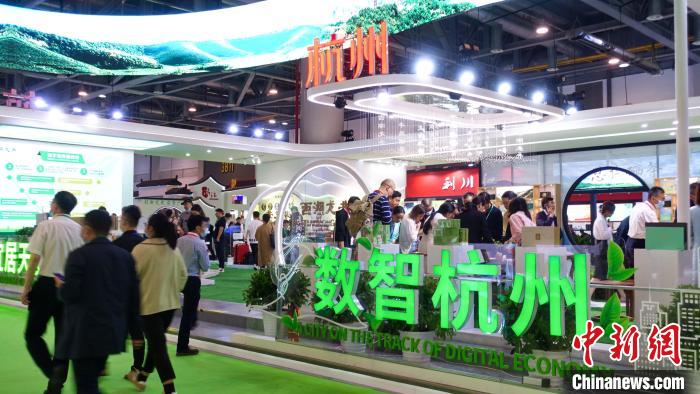 第四屆中國國際茶葉博覽會現(xiàn)場。錢晨菲 攝