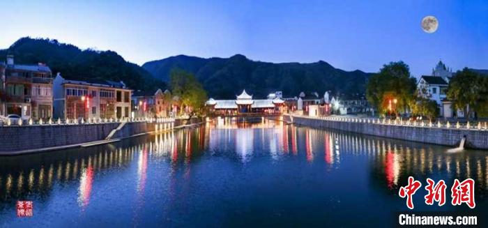 大堰鎮(zhèn)一景。董滿永 攝