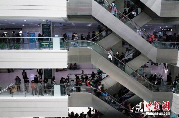 資料圖：某醫(yī)院門診樓。 a target='_blank' href='http://www.chinanews.com/'中新社/a記者 殷立勤 攝