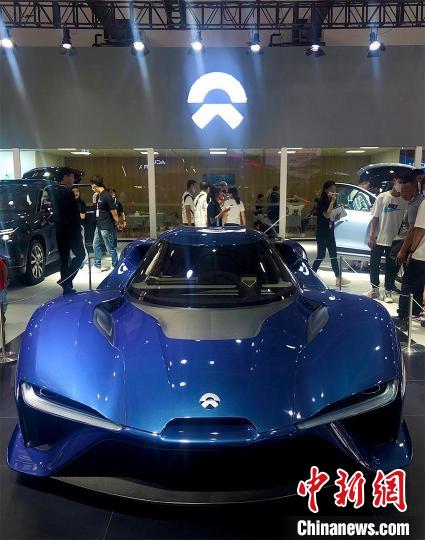 造車新勢(shì)力展示新車。郭佳 攝