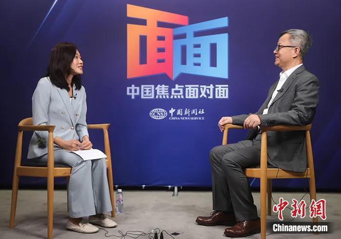 a target='_blank' href='http://www.chinanews.com/'中新社/a“中國焦點(diǎn)面對面”專訪清華大學(xué)能源環(huán)境經(jīng)濟(jì)研究所所長、全國碳排放交易體系總體設(shè)計技術(shù)專家組負(fù)責(zé)人張希良。a target='_blank' href='http://www.chinanews.com/'中新社/a記者 蔣啟明 攝 