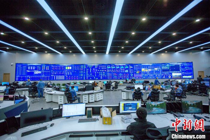 馬鋼工業(yè)大腦——運(yùn)營管控中心。馬鋼供圖