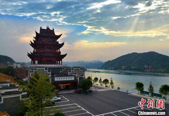 位于“黑茶之鄉(xiāng)”安化的中國(guó)黑茶博物館。李良兵 攝