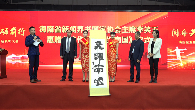 序列 01.00_42_12_02.Still013.jpg